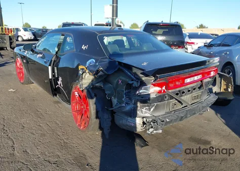 2013 Dodge Challenger Srt8 from USA, damaged, VIN 2C3CDYCJ1DH668240